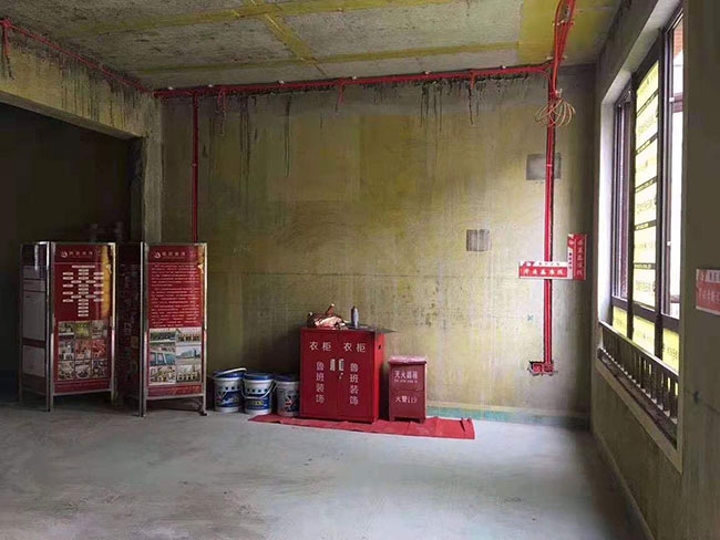 成都三利宅院独栋别墅装修施工现场照片